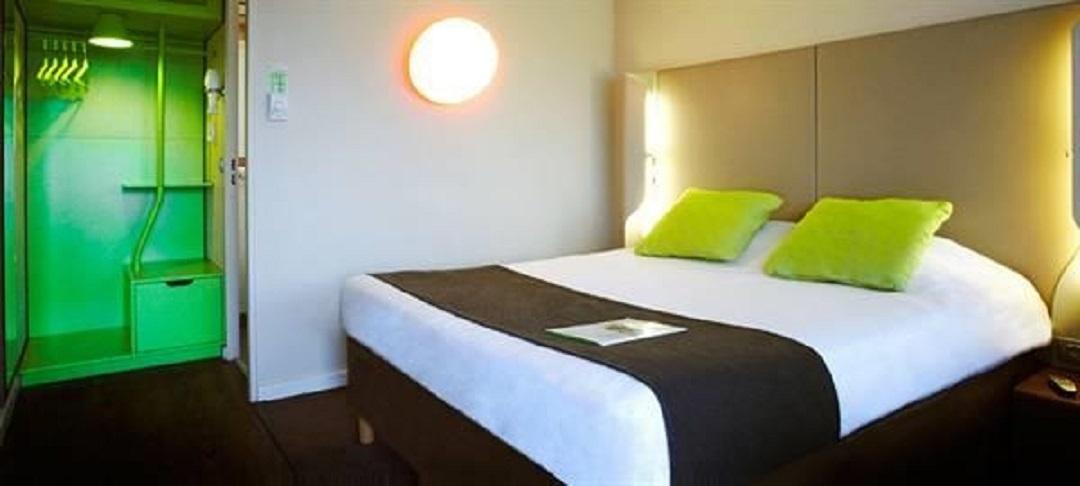 Campanile Epone Hotel Екстериор снимка