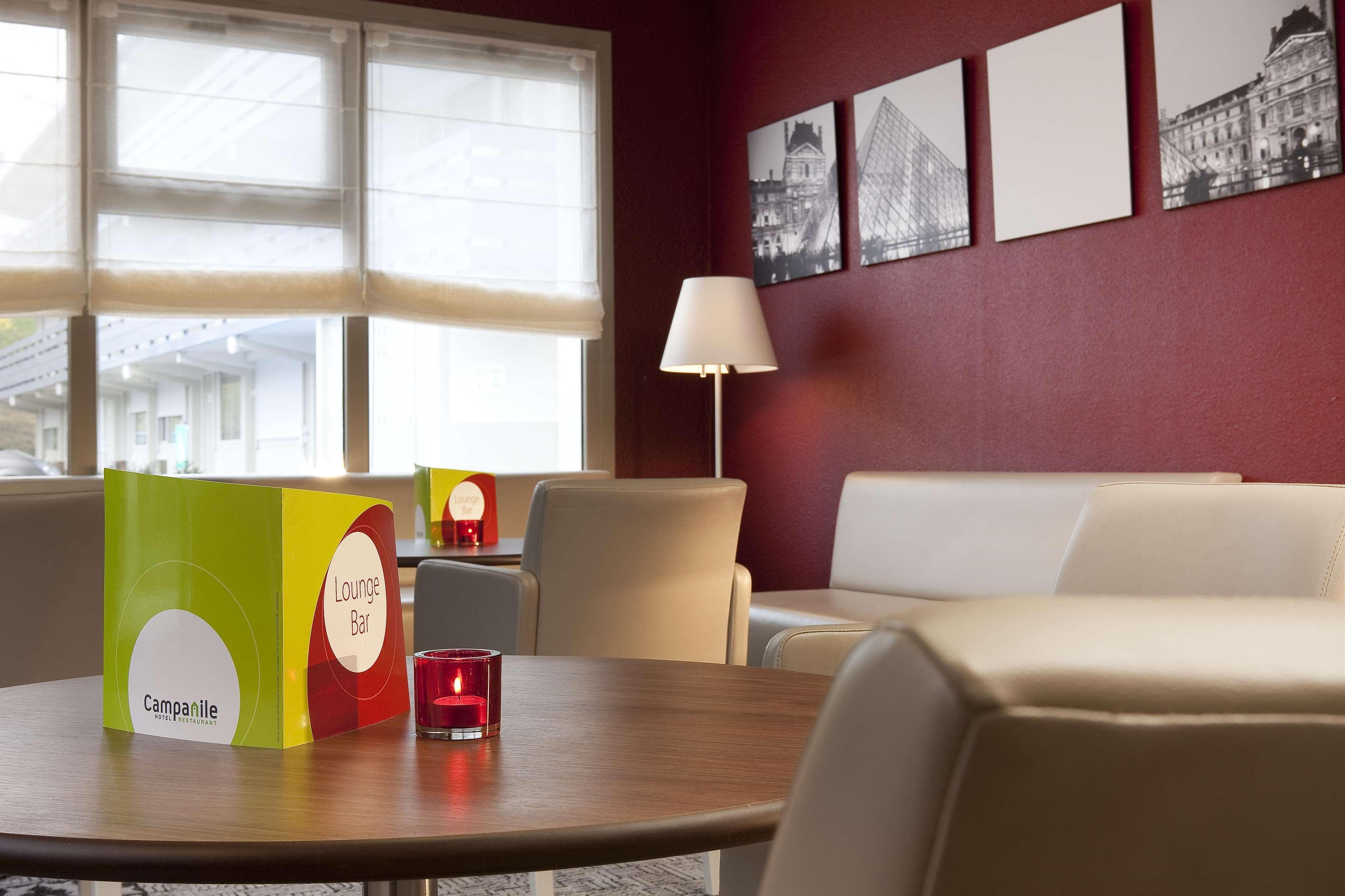 Campanile Epone Hotel Екстериор снимка