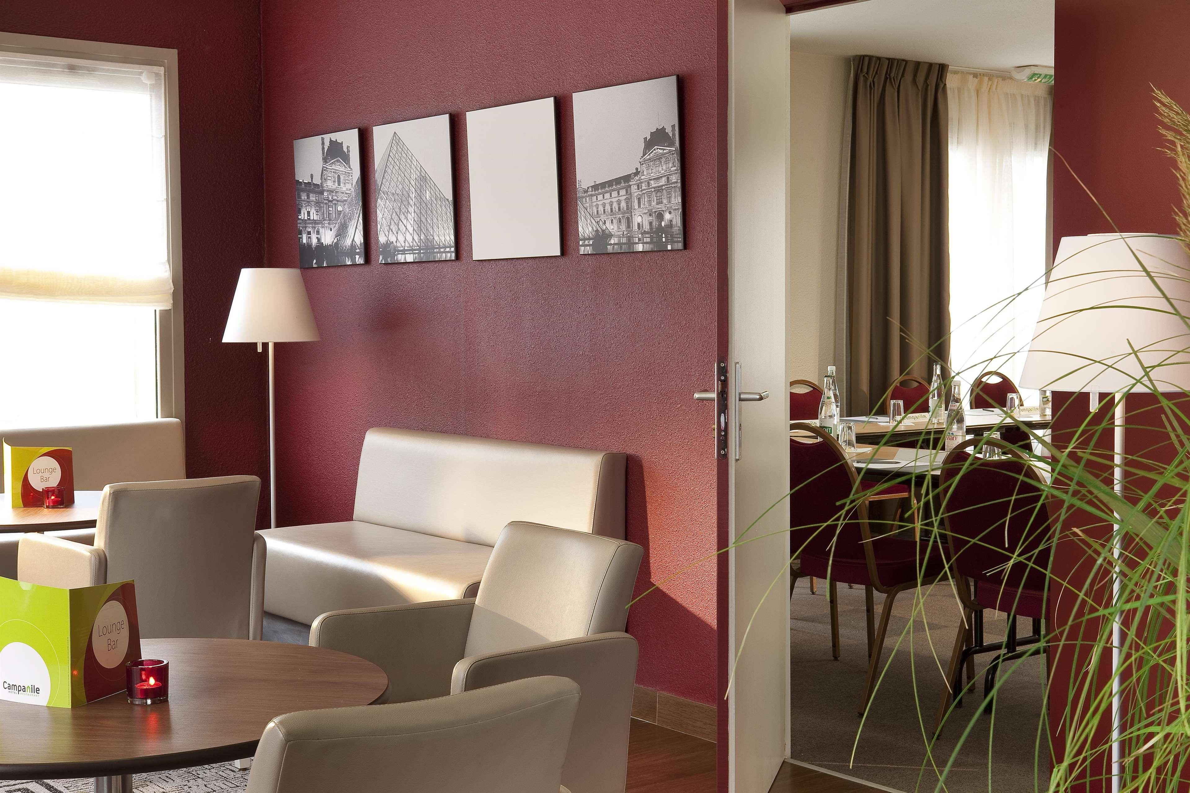 Campanile Epone Hotel Екстериор снимка